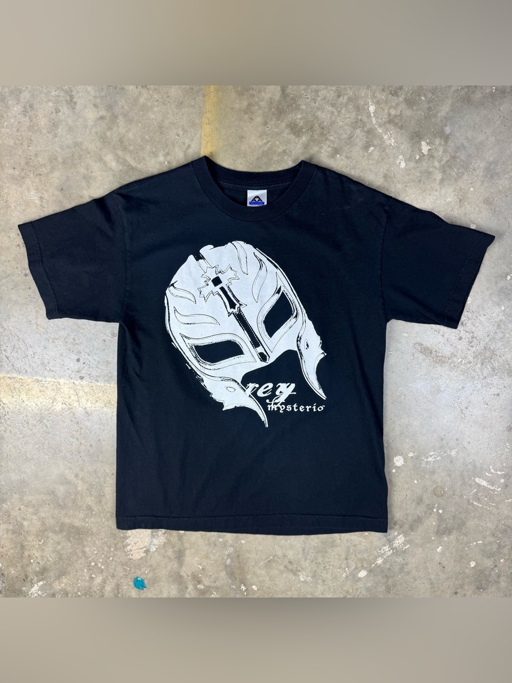 Vintage Rey Mysterio WWE T-Shirt Size Youth XL/Adult Medium 619 West Coast Pop
